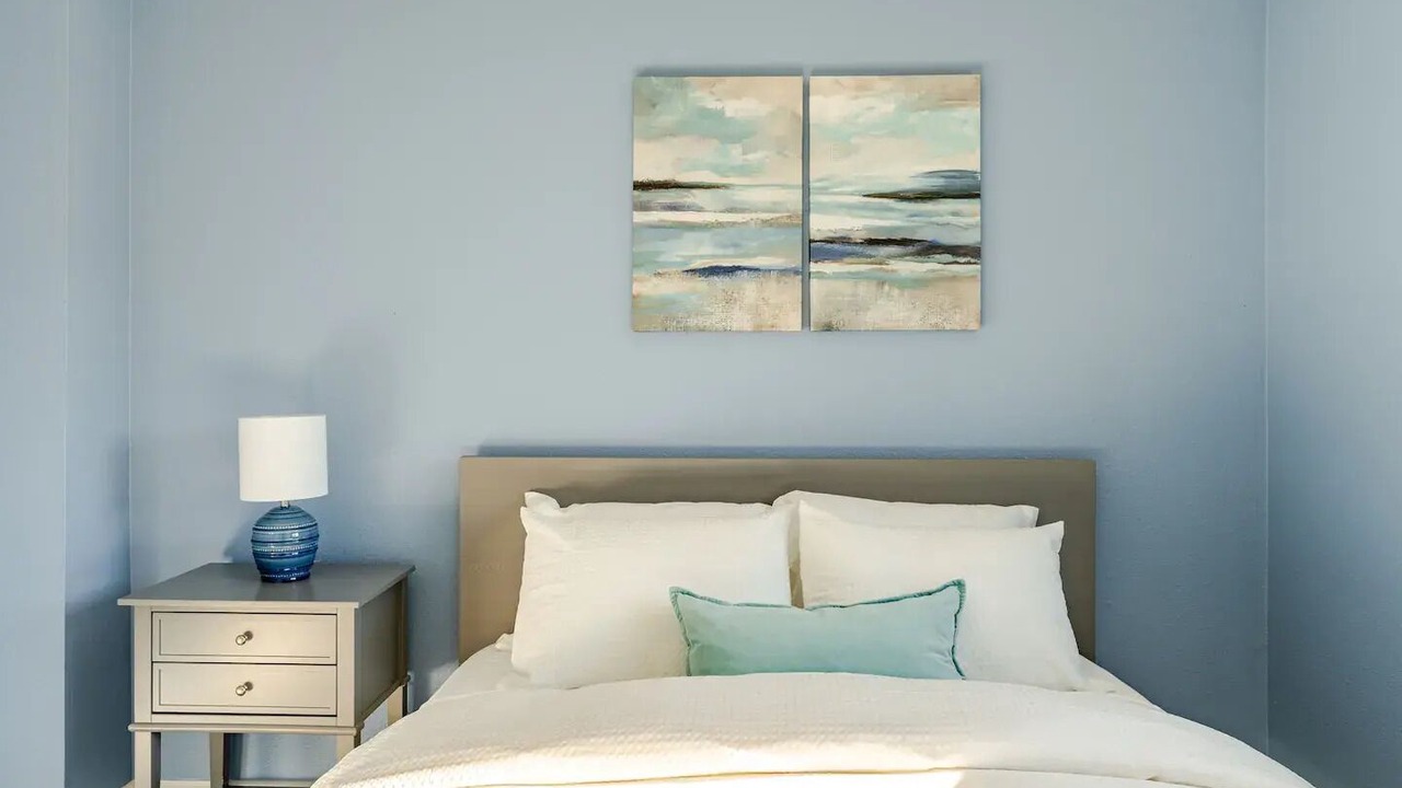 Photo of Bedroom in SeaTac