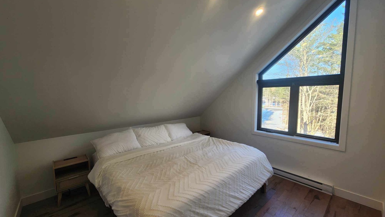 Photo of Bedroom in Weedon