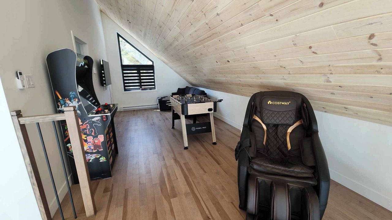 Photo of Bedroom in Weedon
