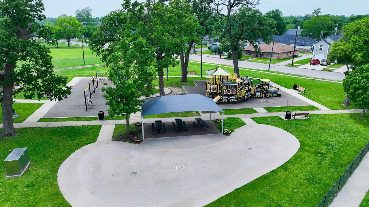 Photo of Outdoor in Denison