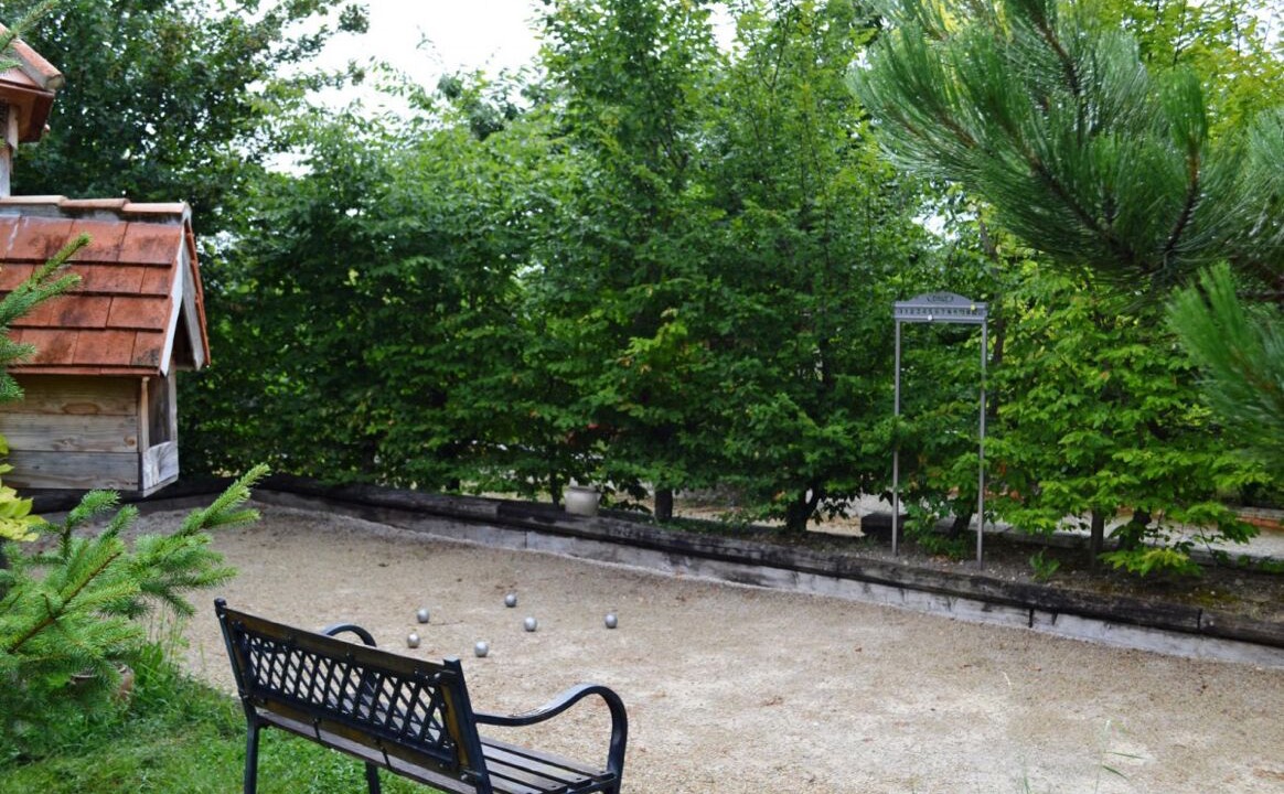 Photo of Outdoor in Cancon