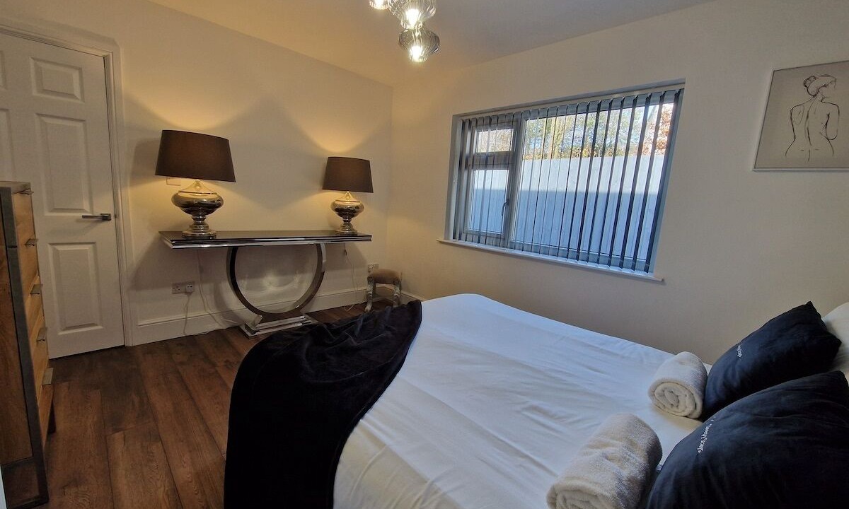 Photo of Bedroom in Cwmtaf