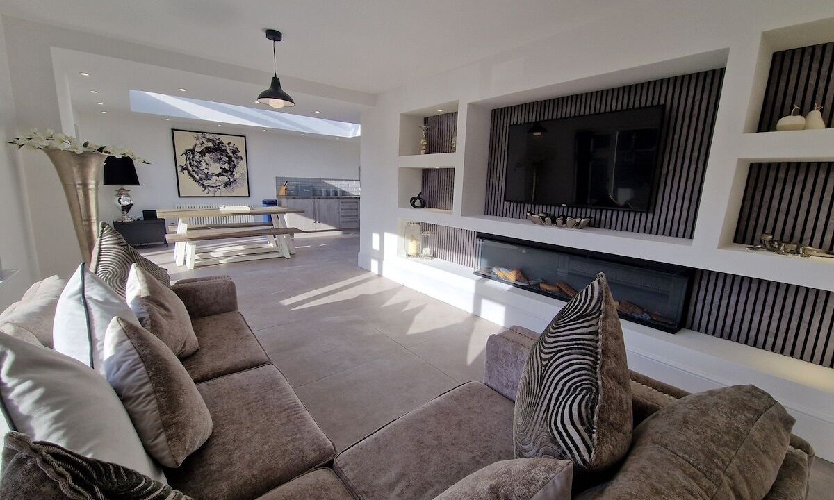 Photo of Livingroom in Cwmtaf