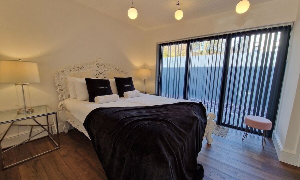 Photo of Bedroom in Cwmtaf