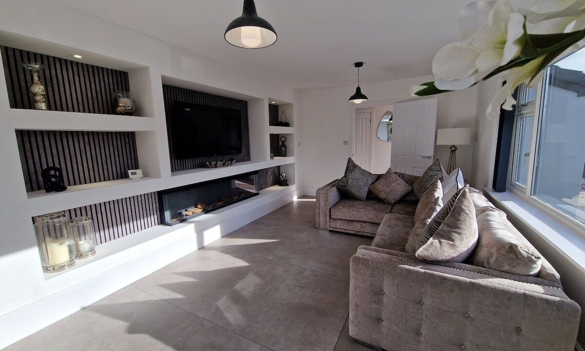 Photo of Livingroom in Cwmtaf