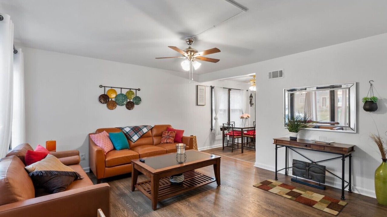 Photo of Livingroom in Northampton