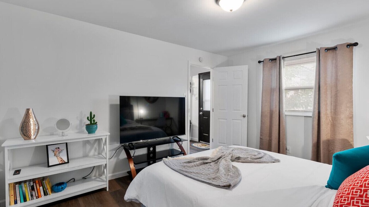 Photo of Bedroom in Northampton
