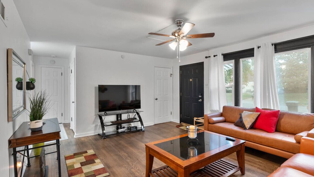 Photo of Livingroom in Northampton