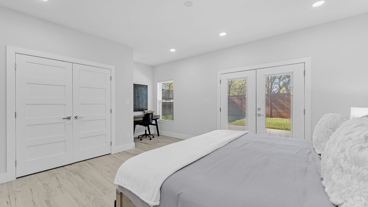 Photo of Bedroom in West Dallas
