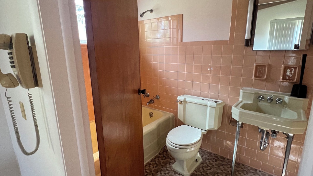 Photo of Bathroom in Muncie