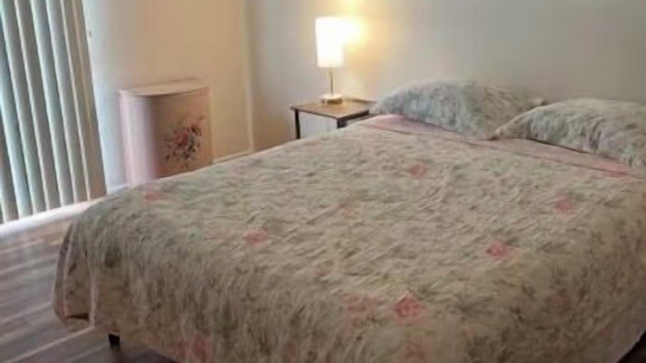 Photo of Bedroom in Muncie