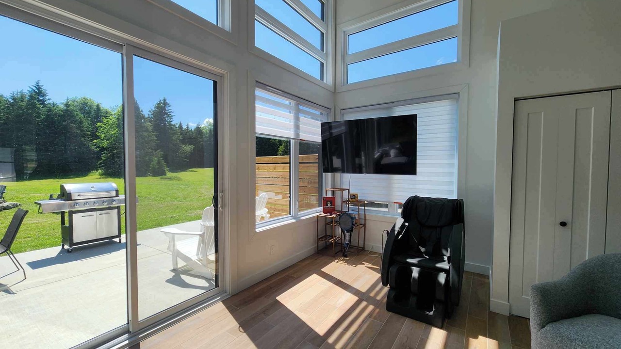 Photo of Livingroom in Weedon