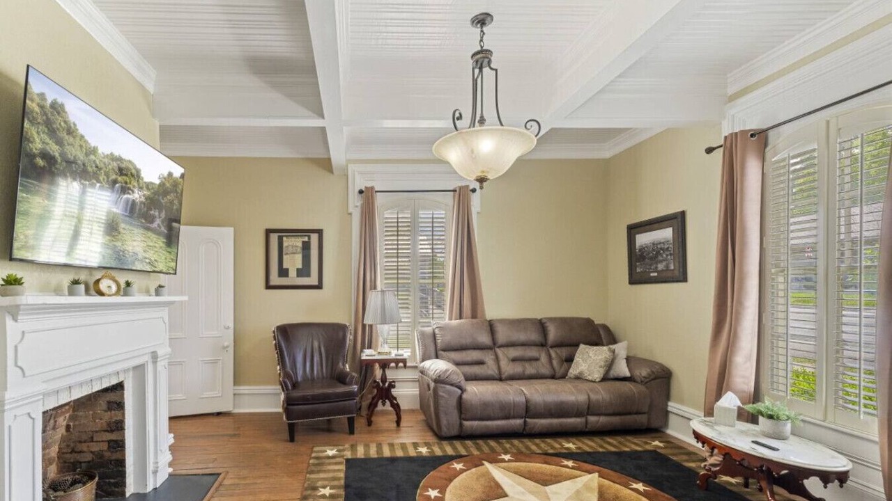 Photo of Livingroom in Lynchburg