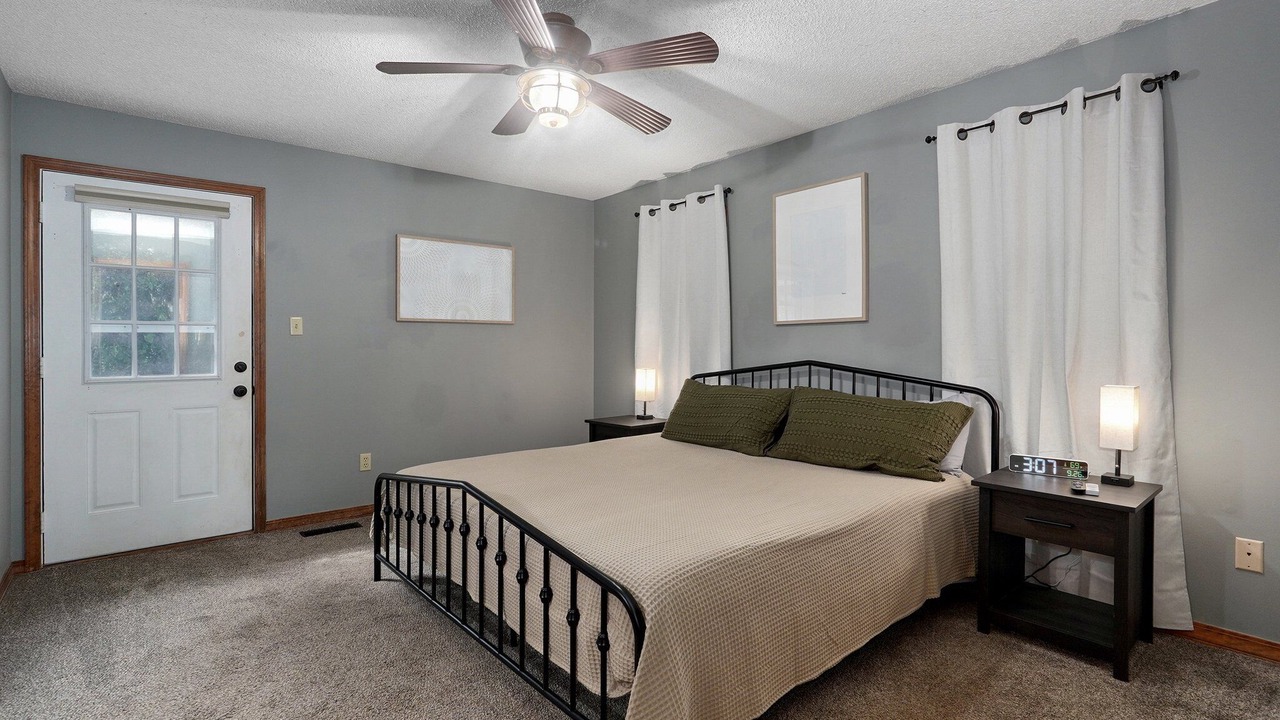 Photo of Bedroom in Mount Vernon