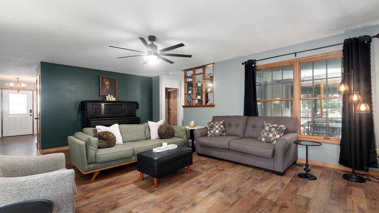 Photo of Livingroom in Mount Vernon