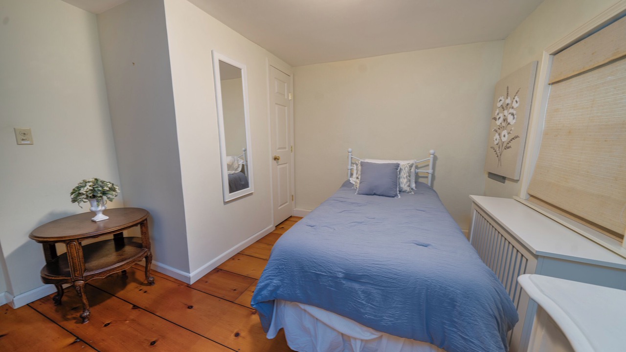 Photo of Bedroom in Branford