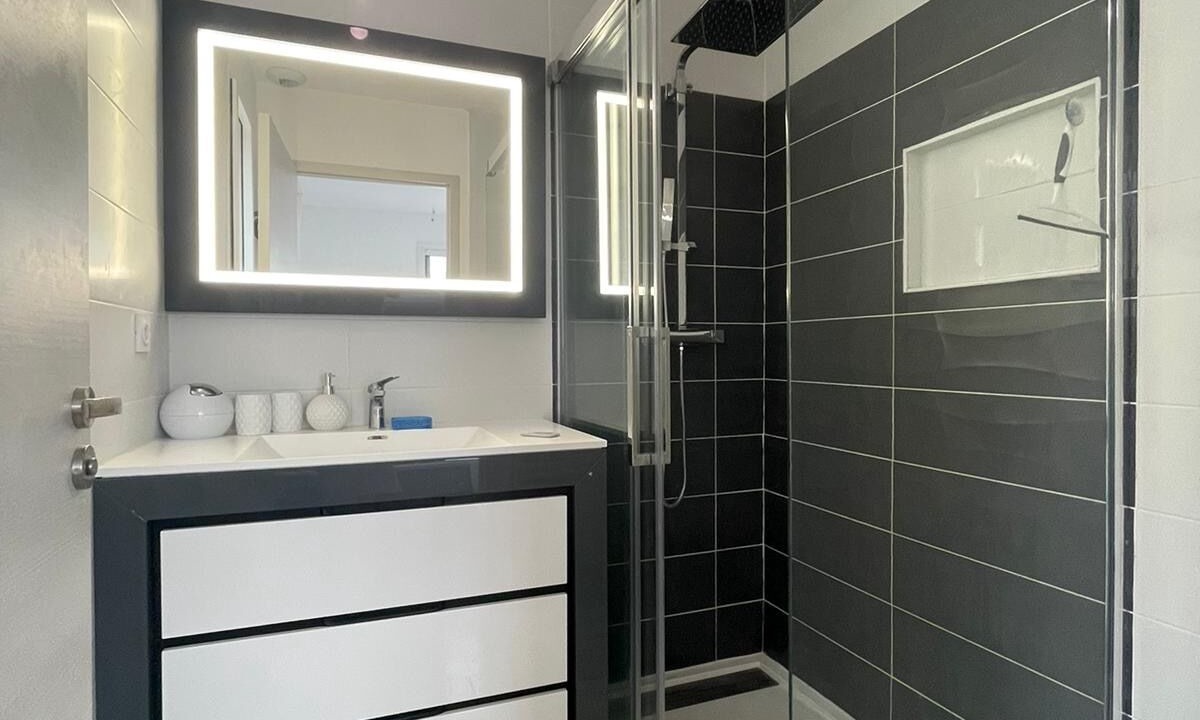 Photo of Bathroom in Saint-Paul-et-Valmalle