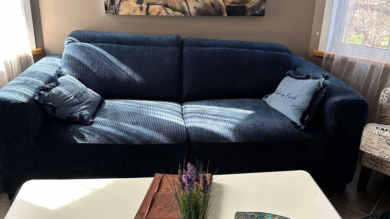 Photo of Livingroom in Todds Island