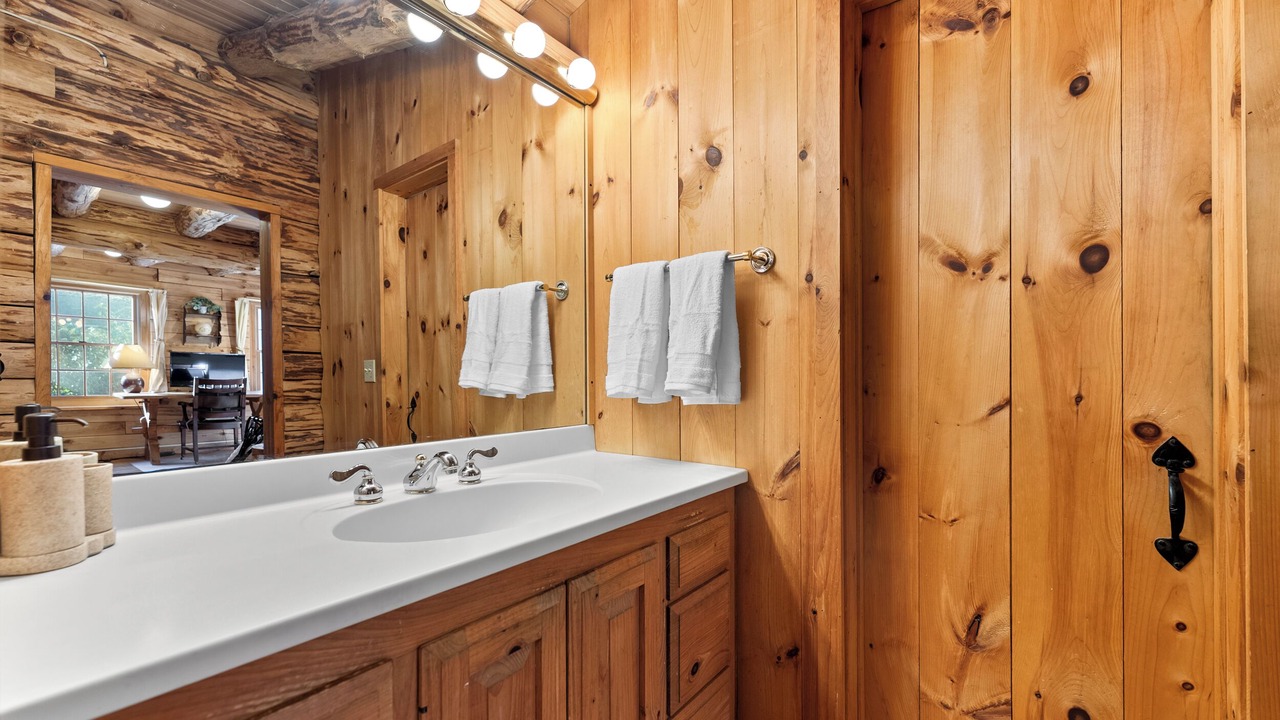 Photo of Bathroom in Williamsburg