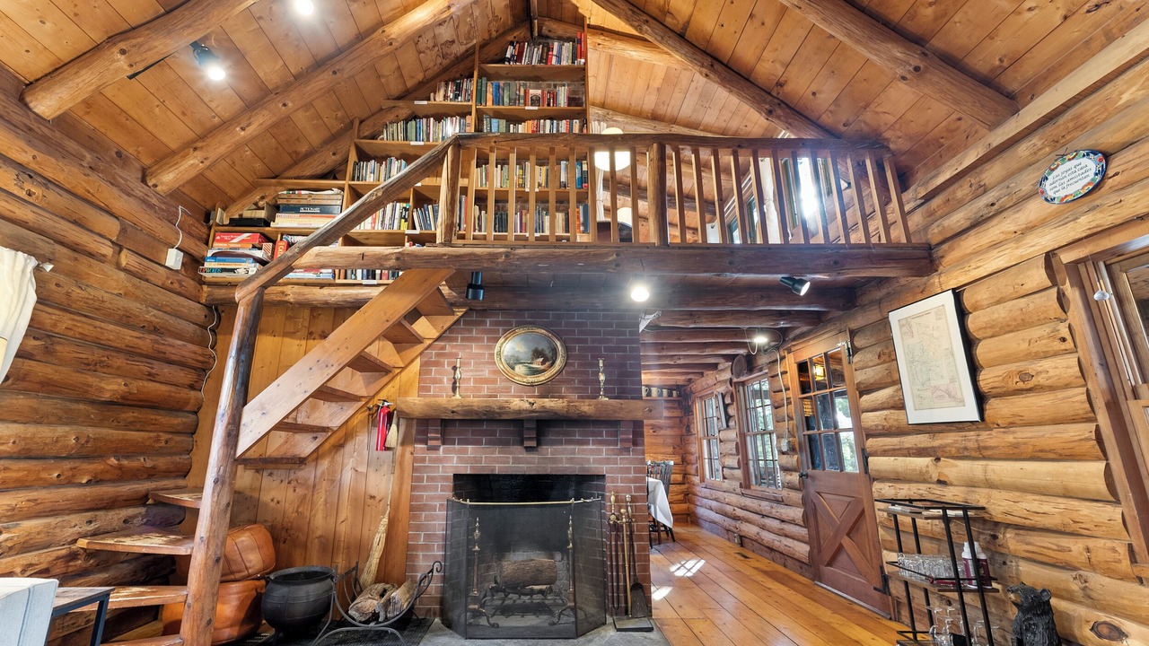 Photo of Others in Williamsburg