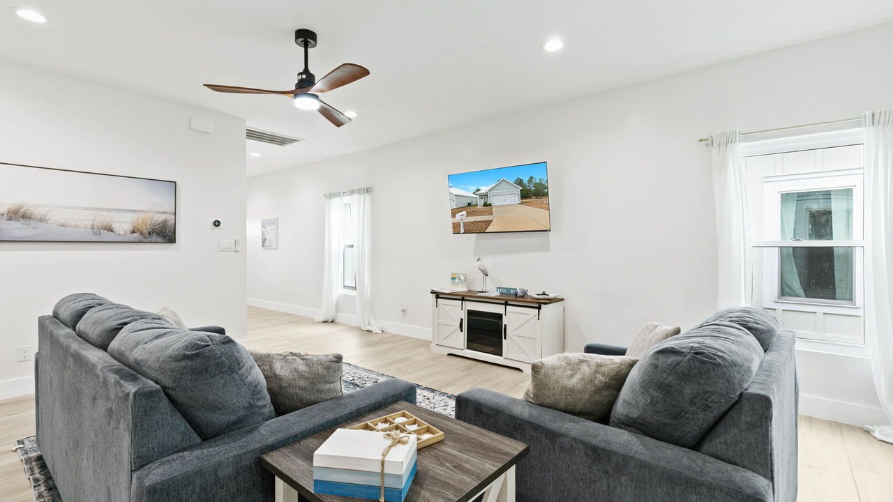 Photo of Livingroom in Foley