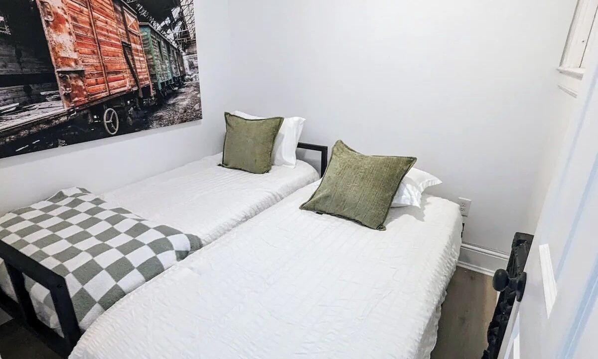 Photo of Bedroom in Seward Place