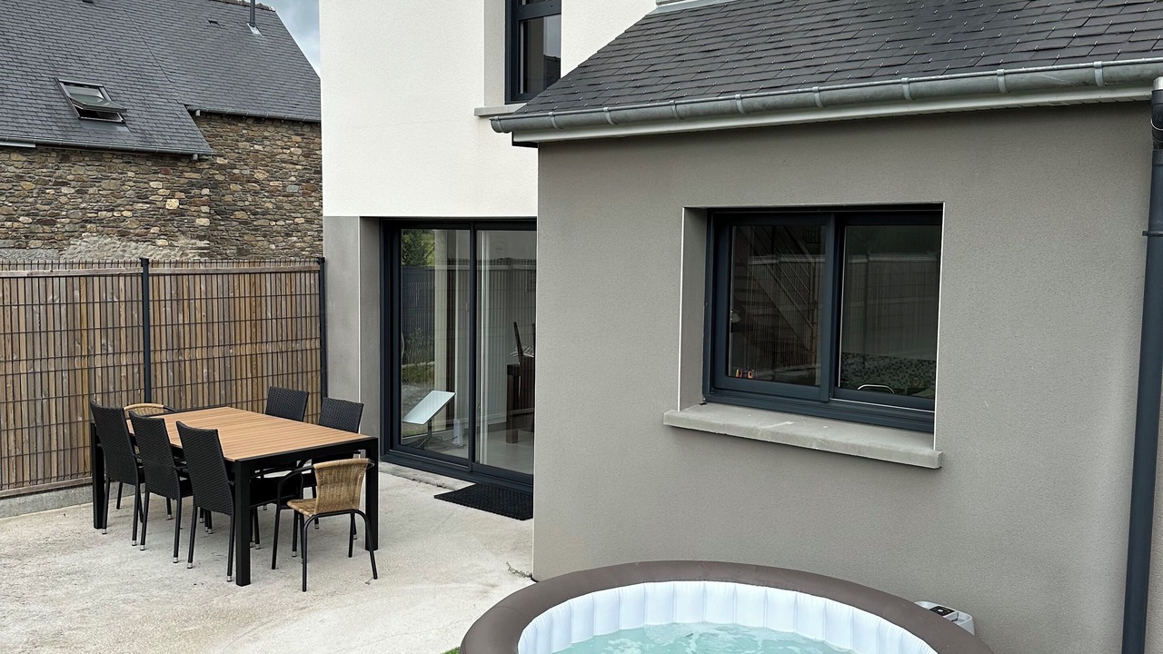 Photo of Outdoor in Saint-Meloir-des-Ondes
