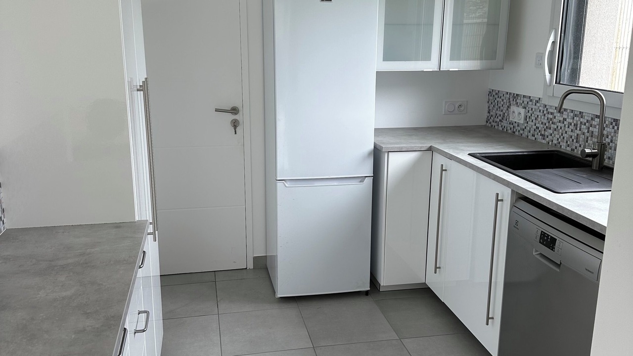 Photo of Kitchen in Saint-Meloir-des-Ondes