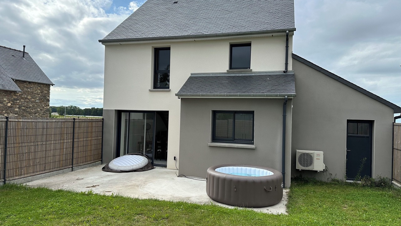 Photo of Outdoor in Saint-Meloir-des-Ondes