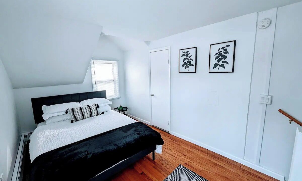 Photo of Bedroom in Schenectady