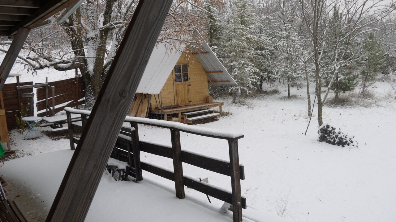 Photo of Patio Balcony in Bellegarde-en-Diois