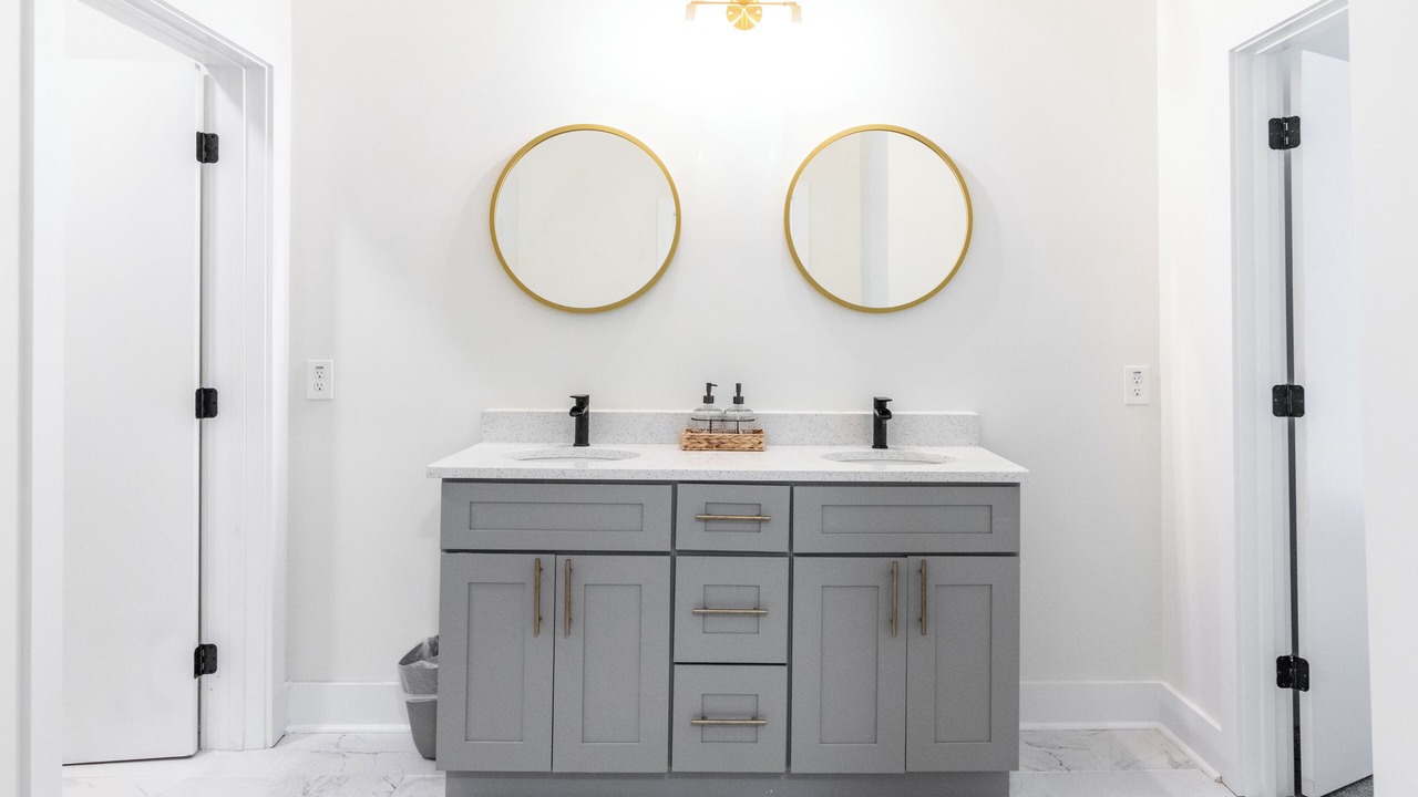 Photo of Others in Griffin