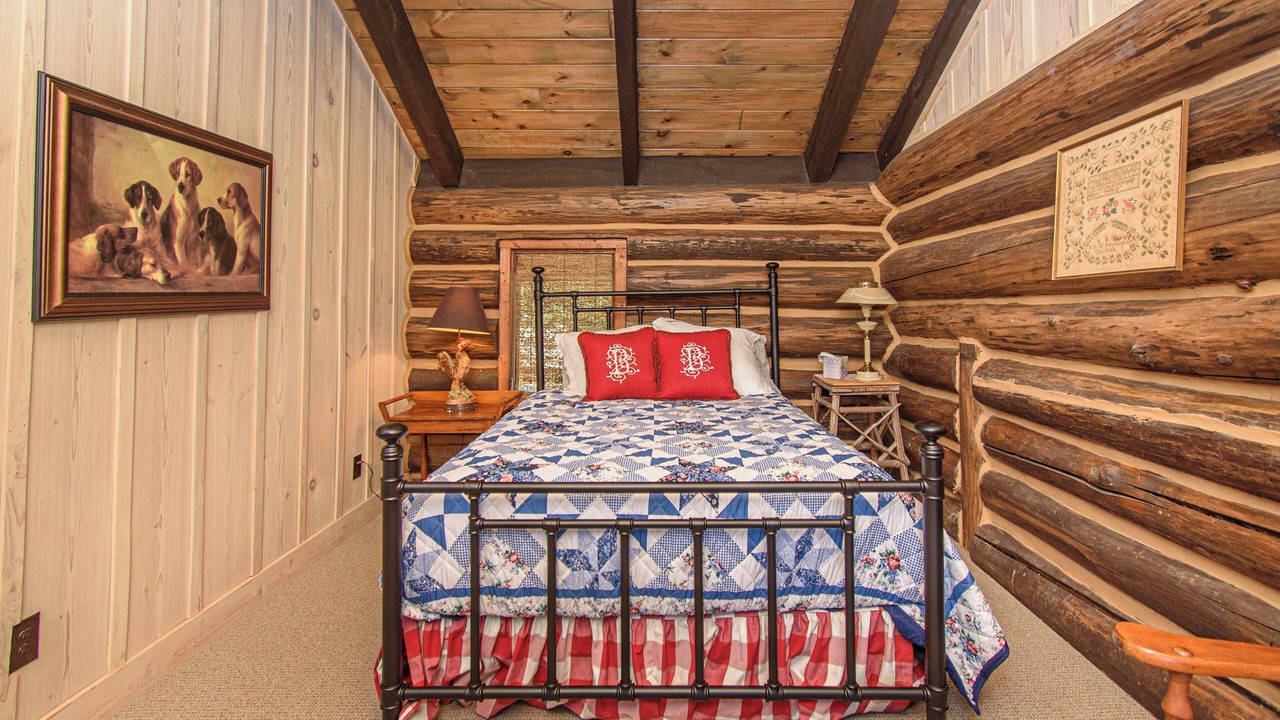 Photo of Bedroom in Pearisburg