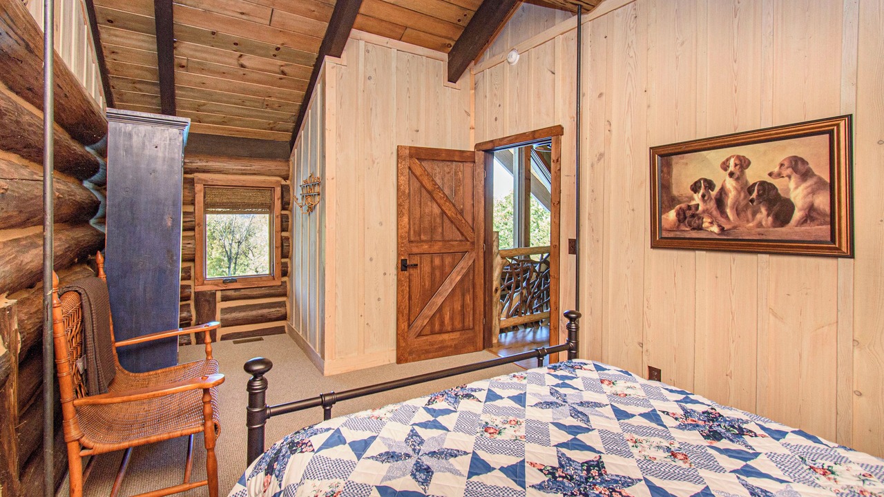 Photo of Bedroom in Pearisburg