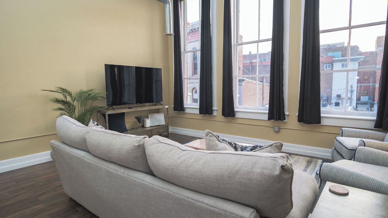 Photo of Livingroom in Lafayette