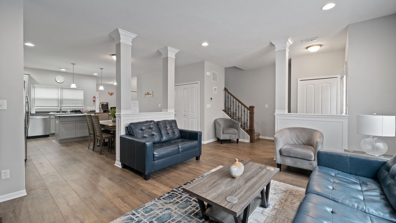 Photo of Livingroom in Crown Point