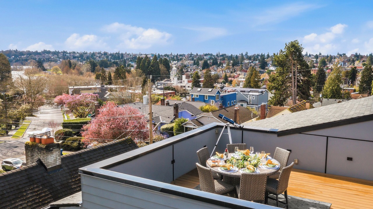 Photo of Outdoor in Green Lake