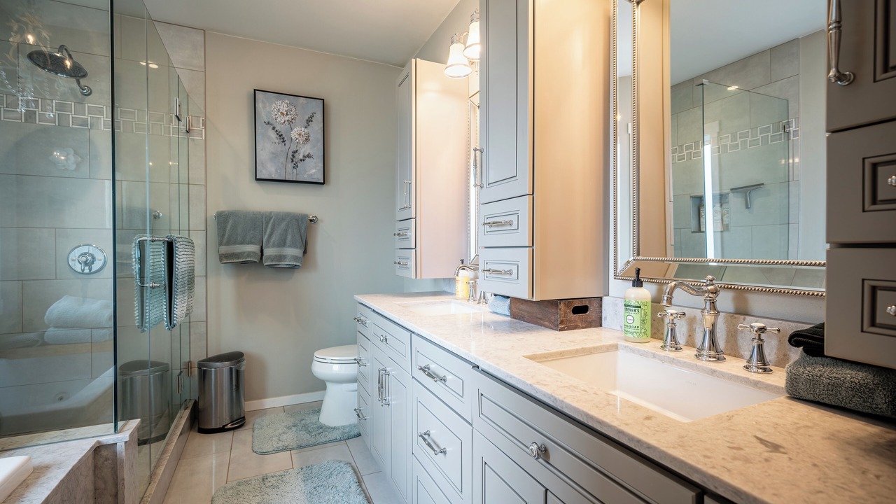 Photo of Bathroom in Green Lake