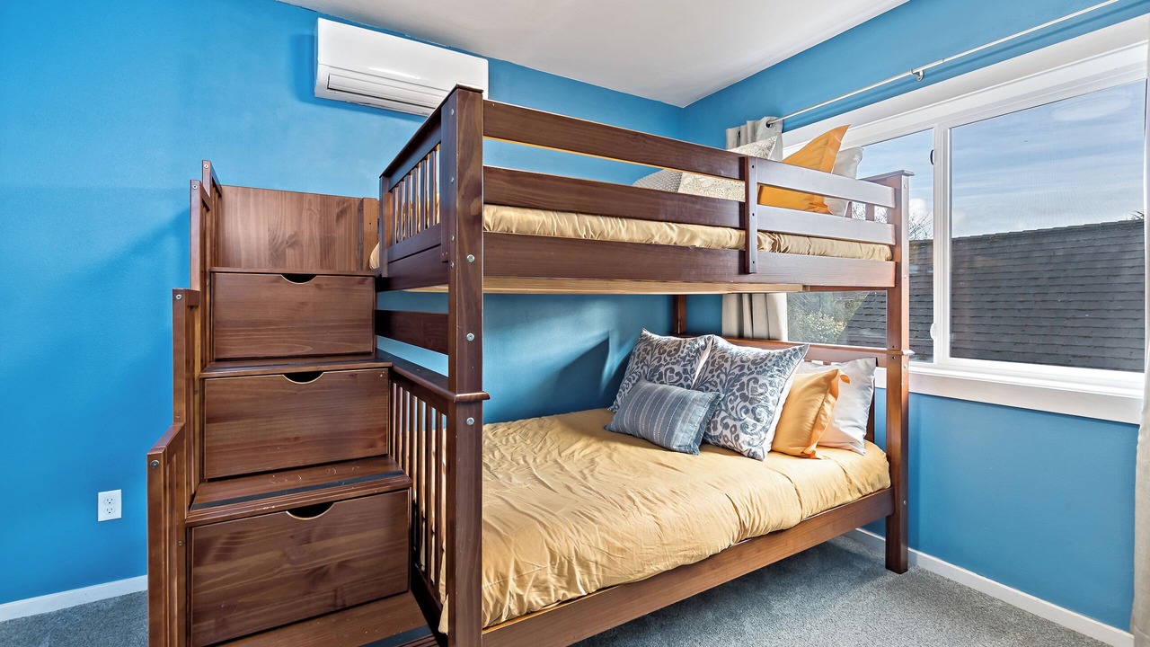 Photo of Bedroom in Green Lake