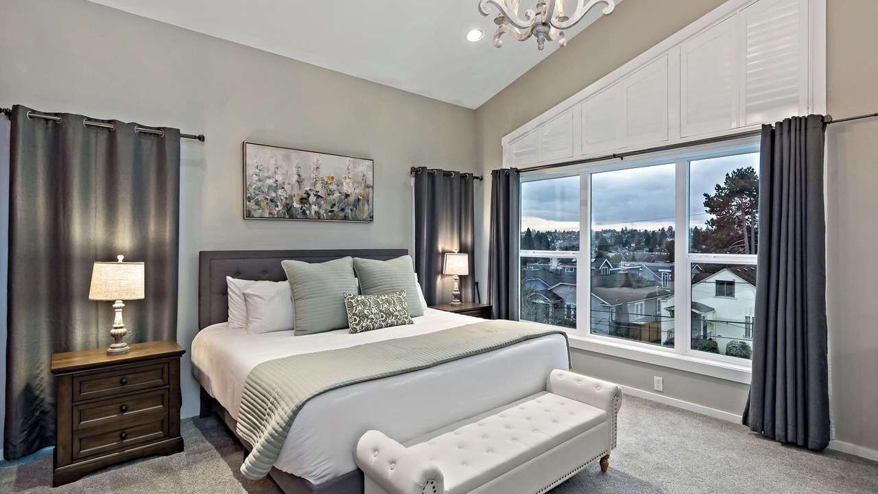 Photo of Bedroom in Green Lake