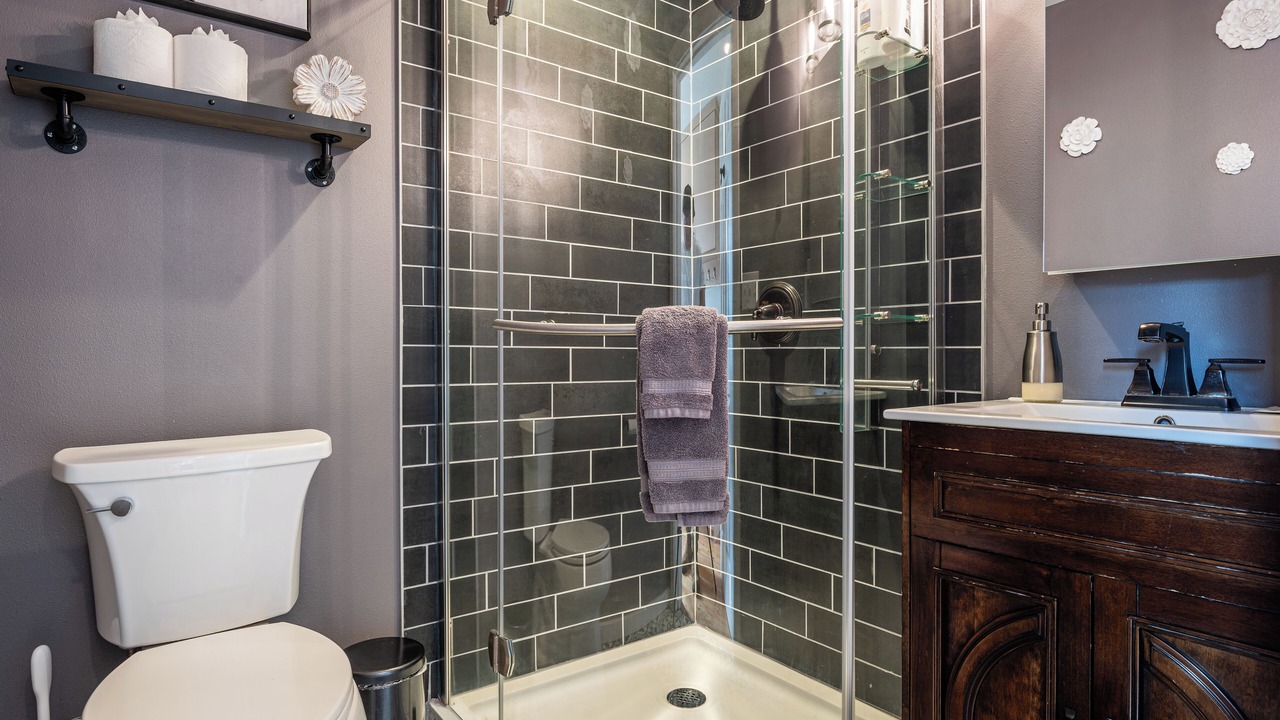 Photo of Bathroom in Green Lake