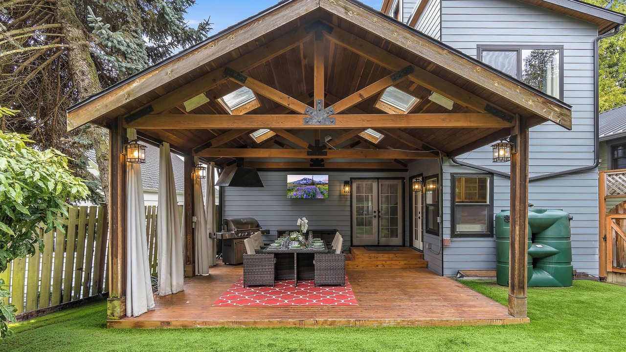 Photo of Outdoor in Green Lake