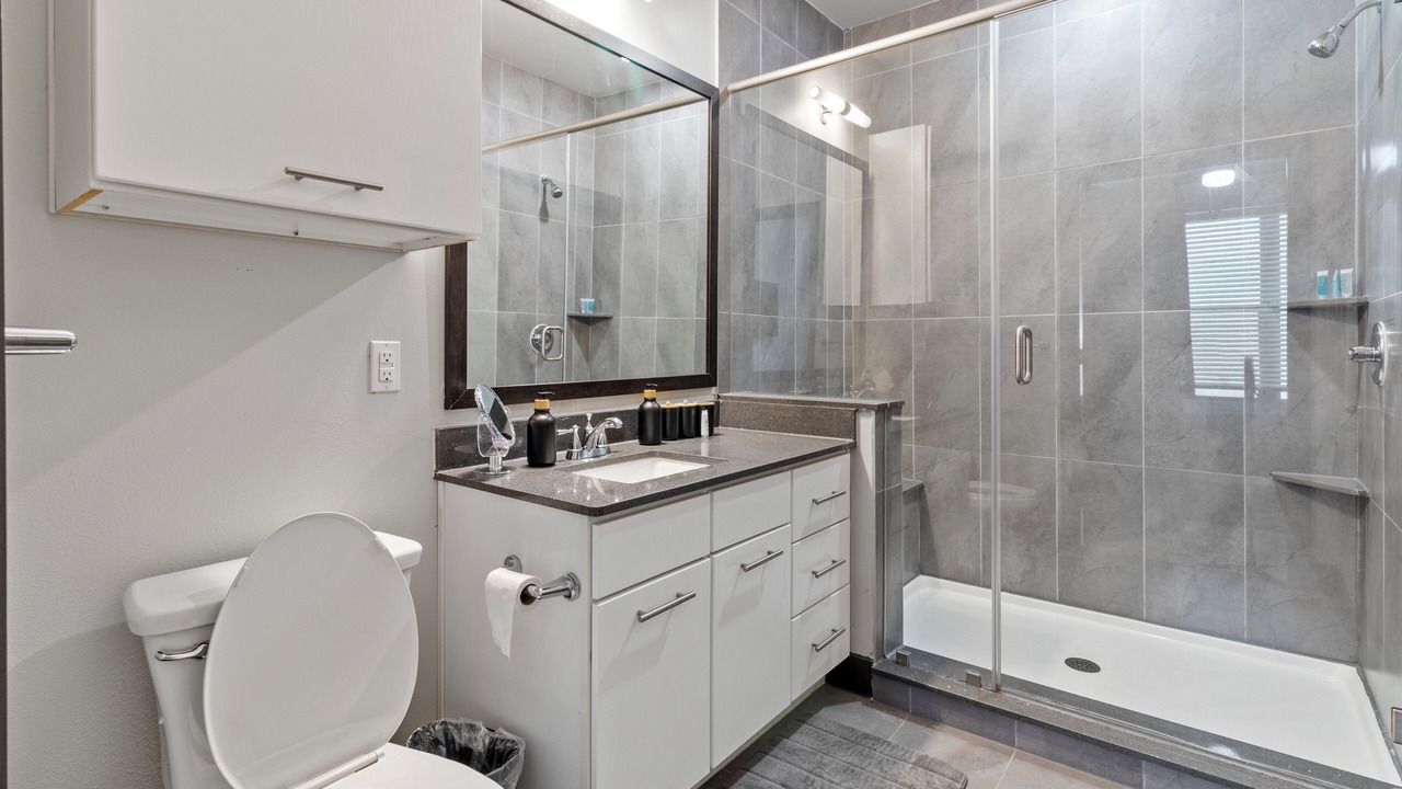 Photo of Bathroom in Chestnut