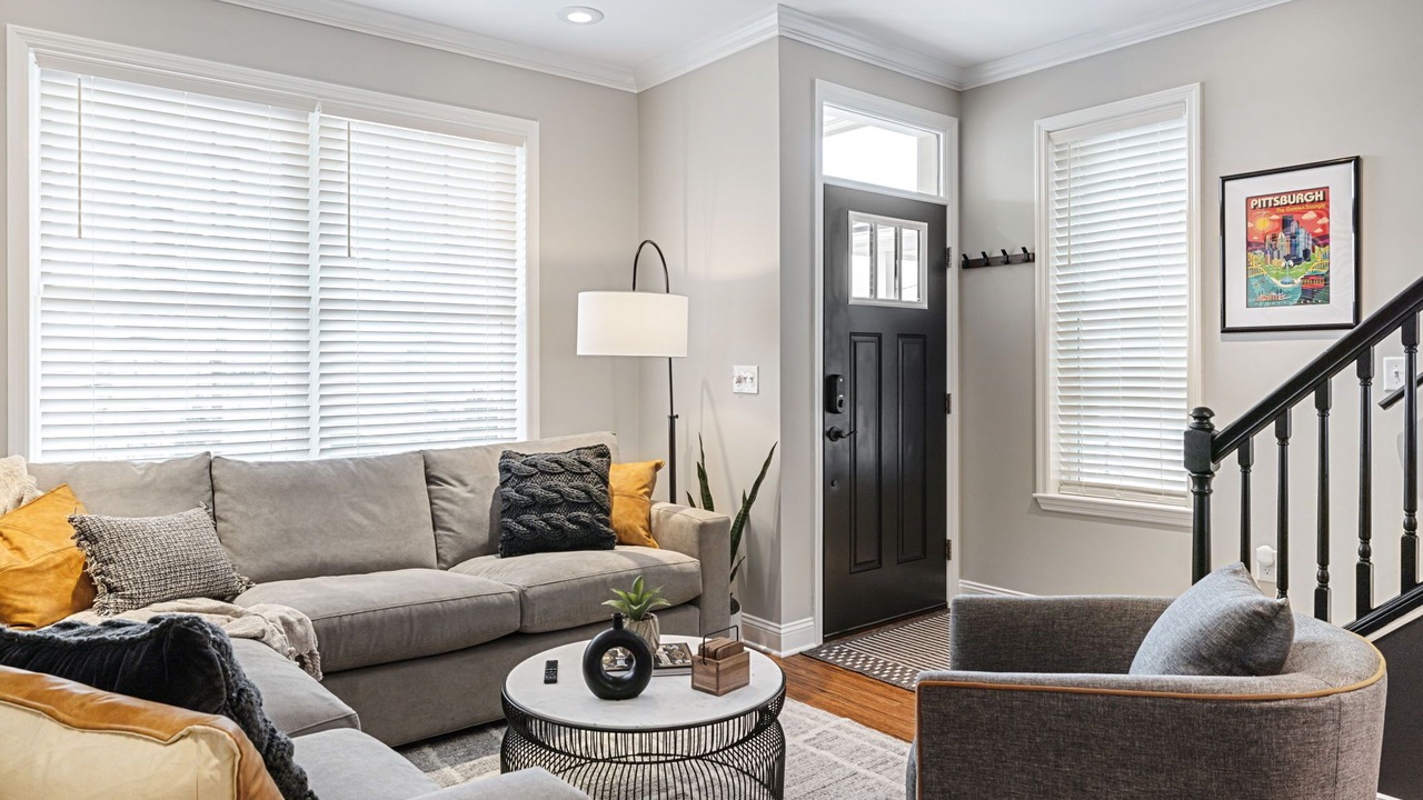 Photo of Livingroom in Mount Washington