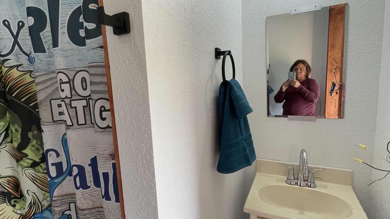 Photo of Bathroom in Licking
