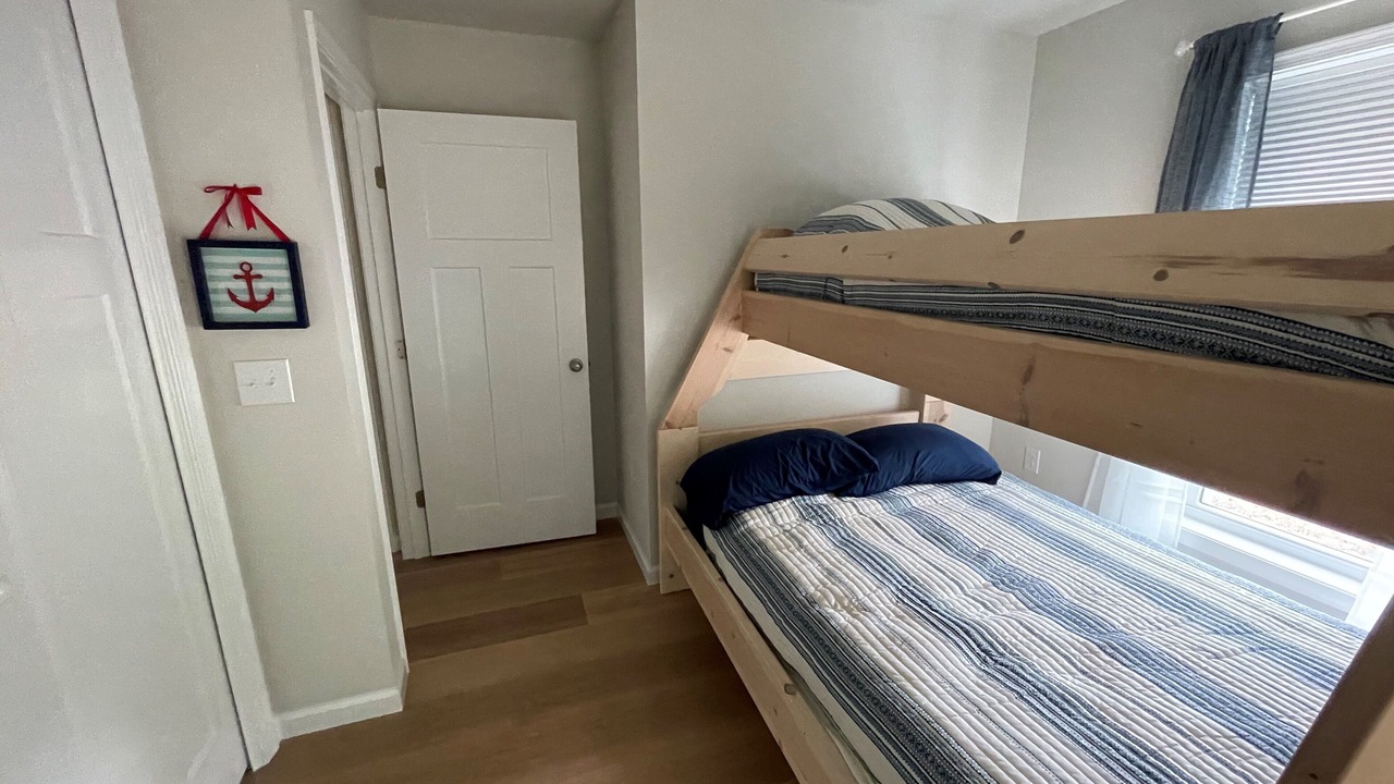 Photo of Bedroom in Greenwood