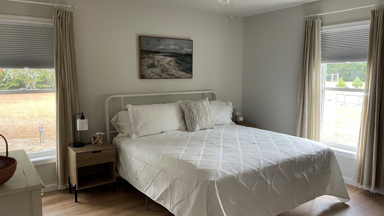 Photo of Bedroom in Greenwood