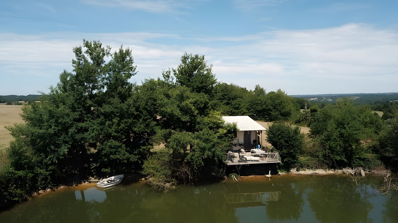 Photo of Outdoor in Champsac