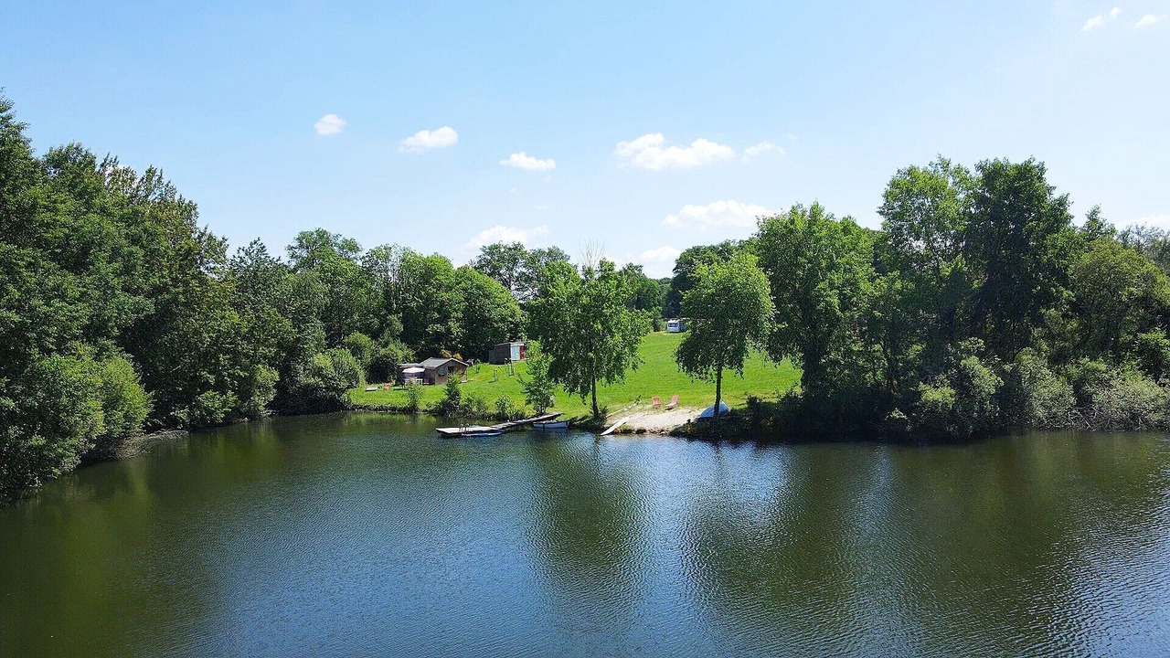 Photo of Others in Champsac