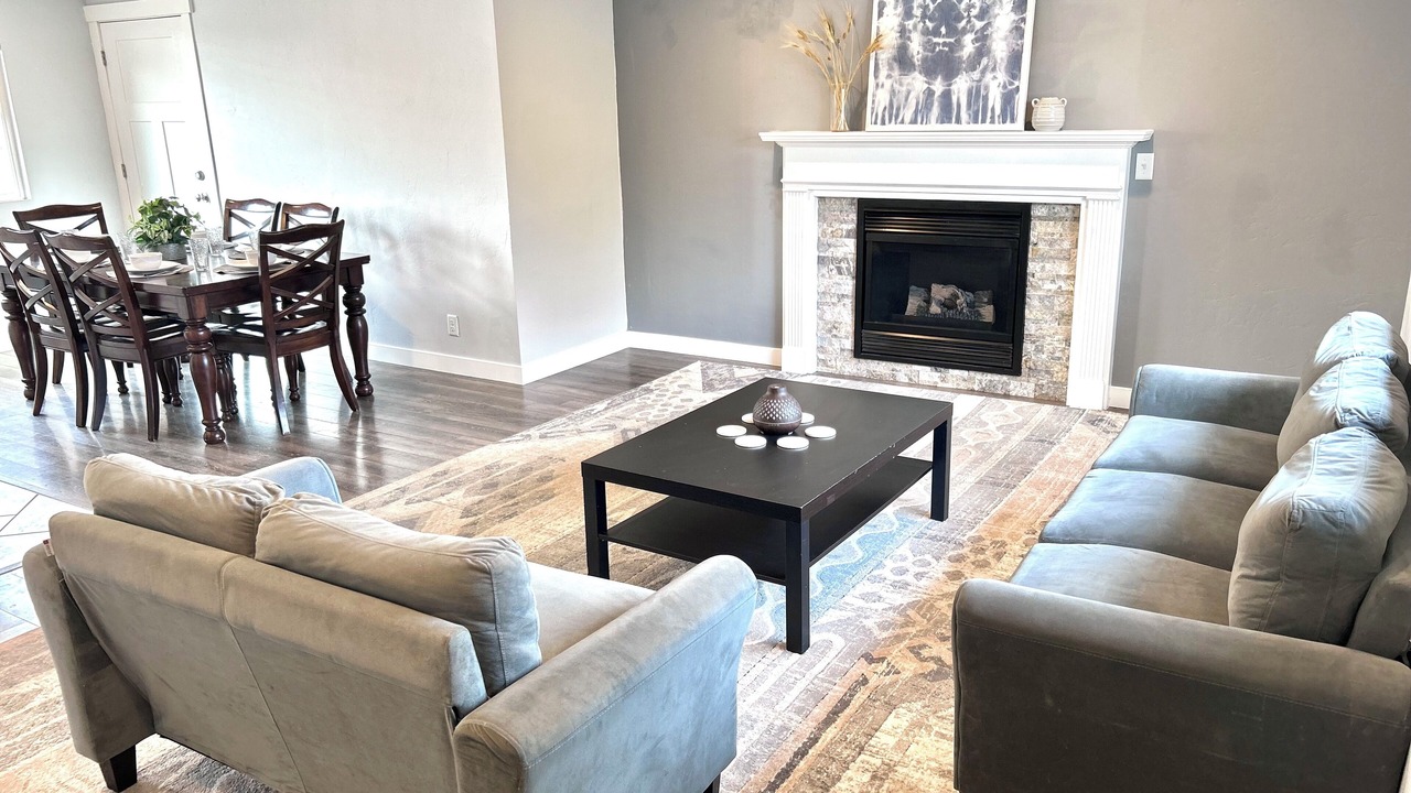 Photo of Livingroom in North Salt Lake